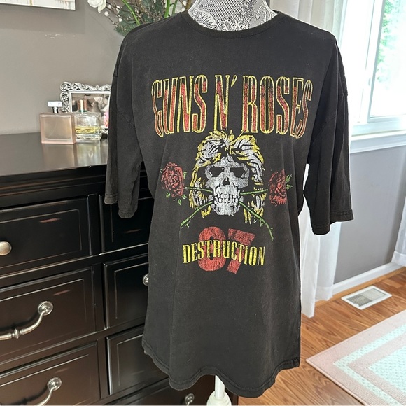 Guns N’ Roses 1987 UK Tour Tee | 2016 Official Reprint Band Shirt - Picture 4 of 10